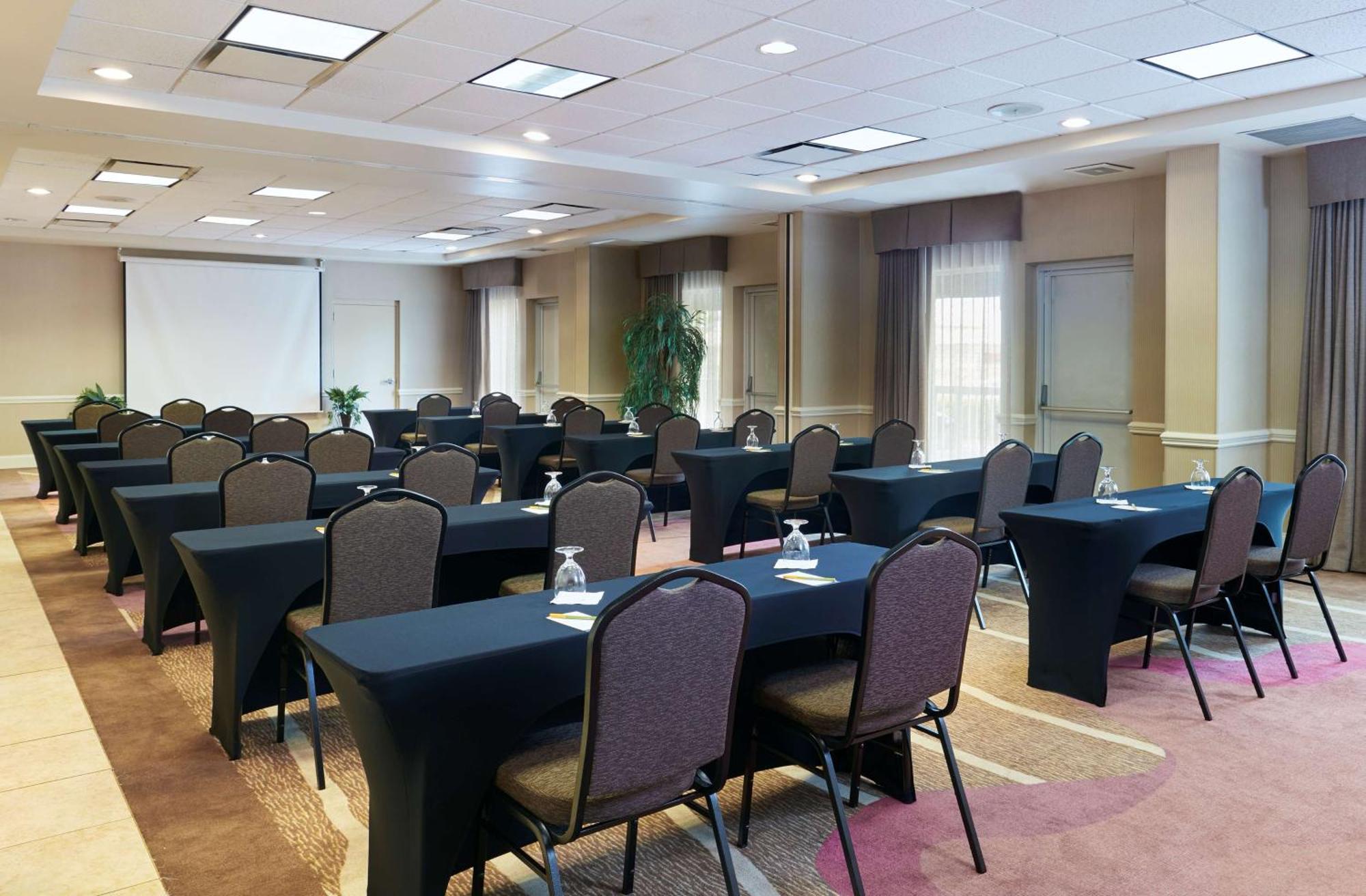 Hilton Garden Inn Charlotte North Exterior foto