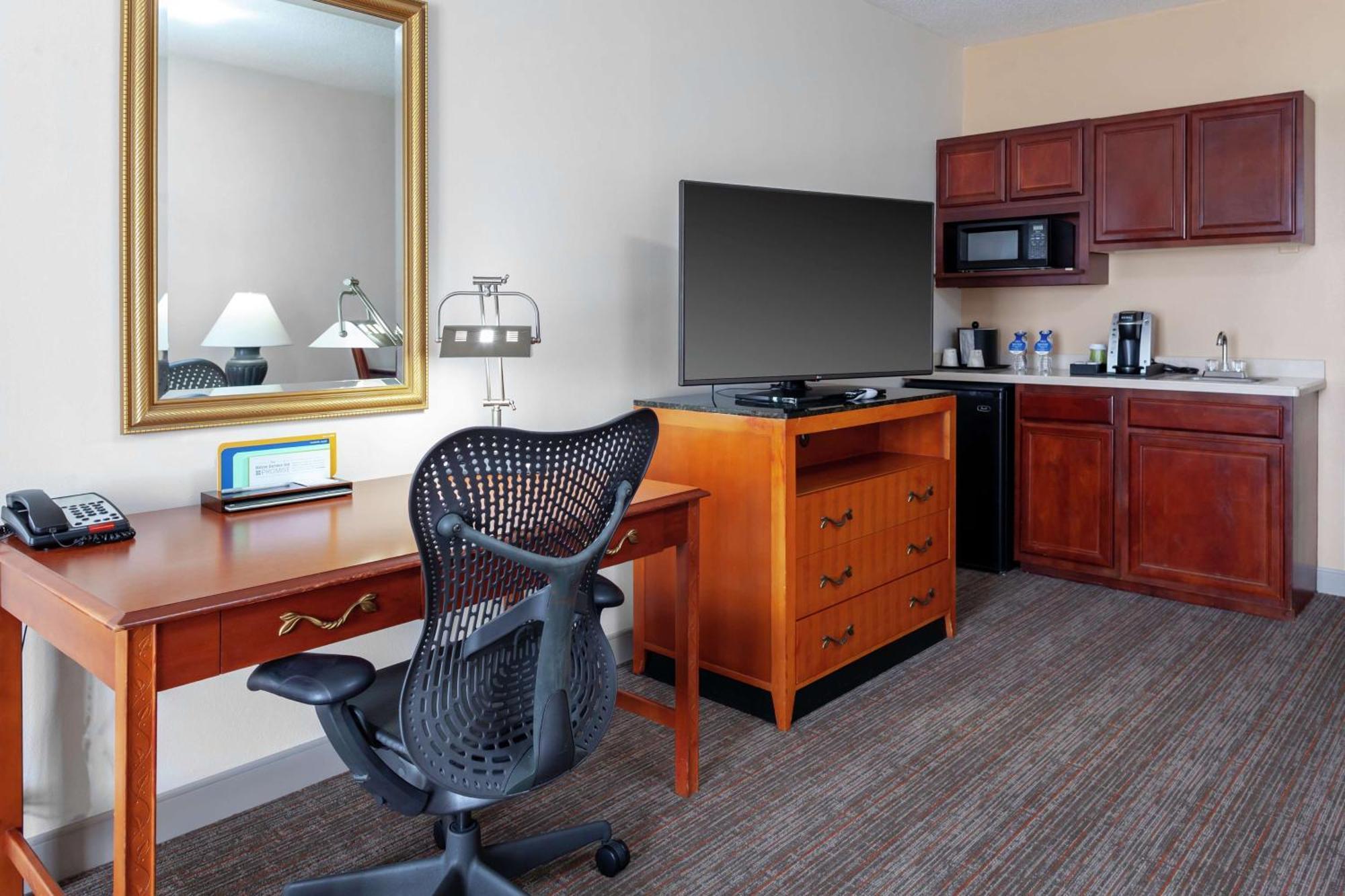Hilton Garden Inn Charlotte North Exterior foto